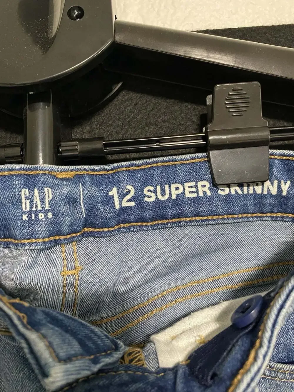 Gap Kids Girls Size 12 Regular Stretch Super Skinny Distressed Blue Jeans